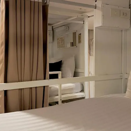 Nappark Hostel @Khao San-2